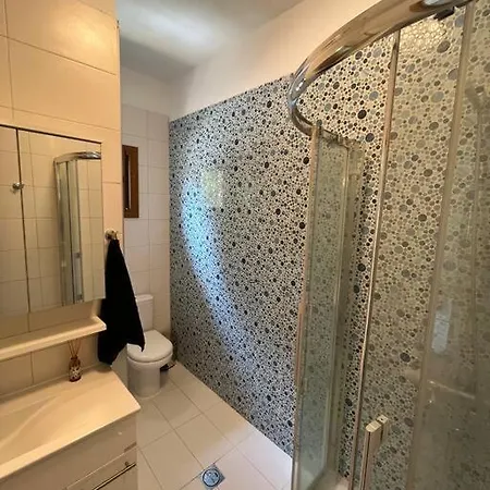 Paralia Homes Cheerful 2 Bedroom With Pool, Unit #1 *