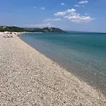 Paralia Homes Cheerful 2 Bedroom With Pool, Unit #1 Villa *