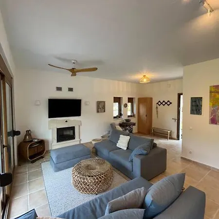 Paralia Homes Cheerful 2 Bedroom With Pool, Unit #1 * Kriopigi