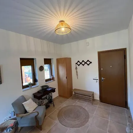 Paralia Homes Cheerful 2 Bedroom With Pool, Unit #1 * Kriopigi