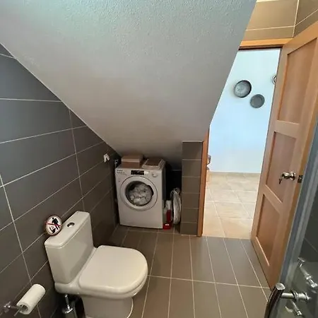 Paralia Homes Cheerful 2 Bedroom With Pool, Unit #1 *